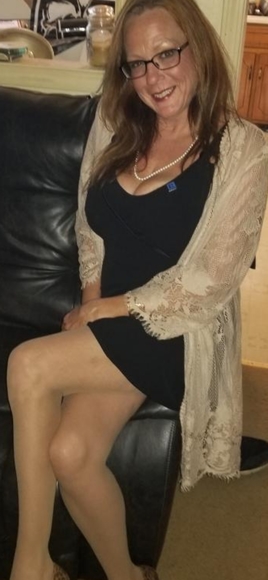 Meet your Posher, Trinity - Picture 2 of 5